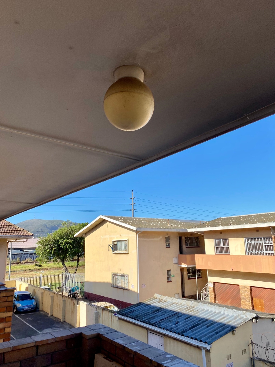 2 Bedroom Property for Sale in Parow Valley Western Cape